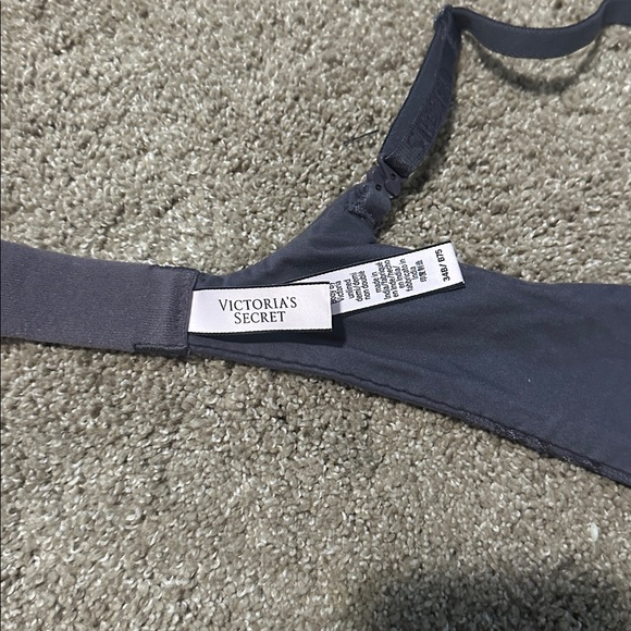 Victoria's Secret Navy and Gray Lace Bra Trio - Picture 6 of 8